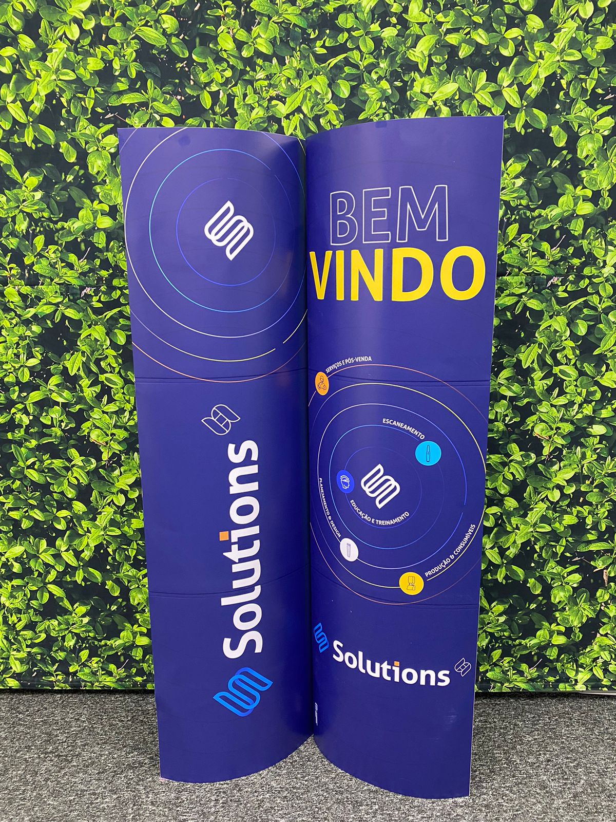 Aplicação Totem Elíptico Solutions